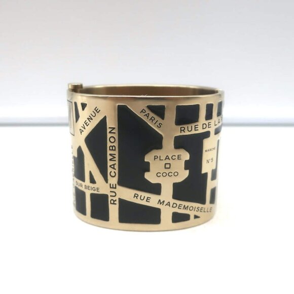 Chanel 2015 Rue Cambon Wide Cuff Bracelet Black Enamel - Picture 5 of 8